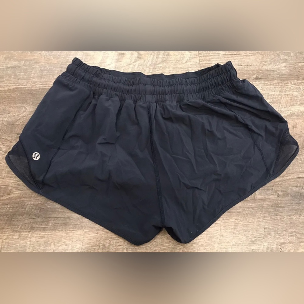 Lululemon hottie hot shorts (10)